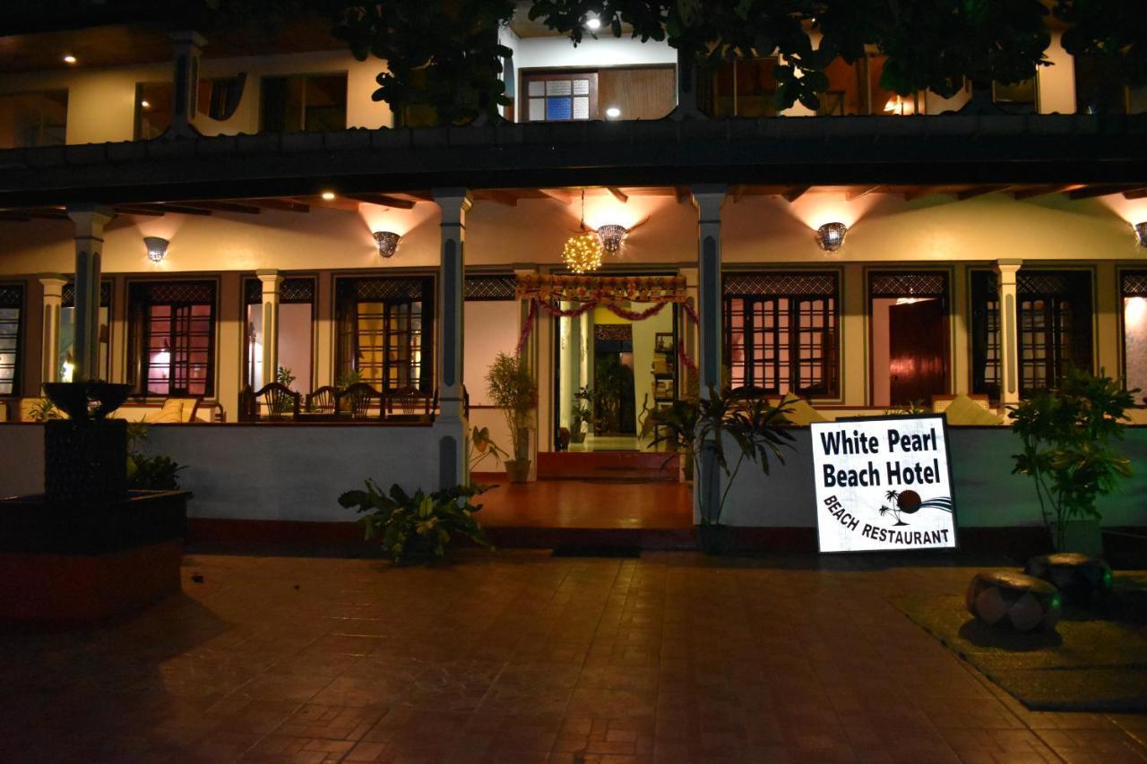 Whitepearl Beach ヒッカドゥワ エクステリア 写真