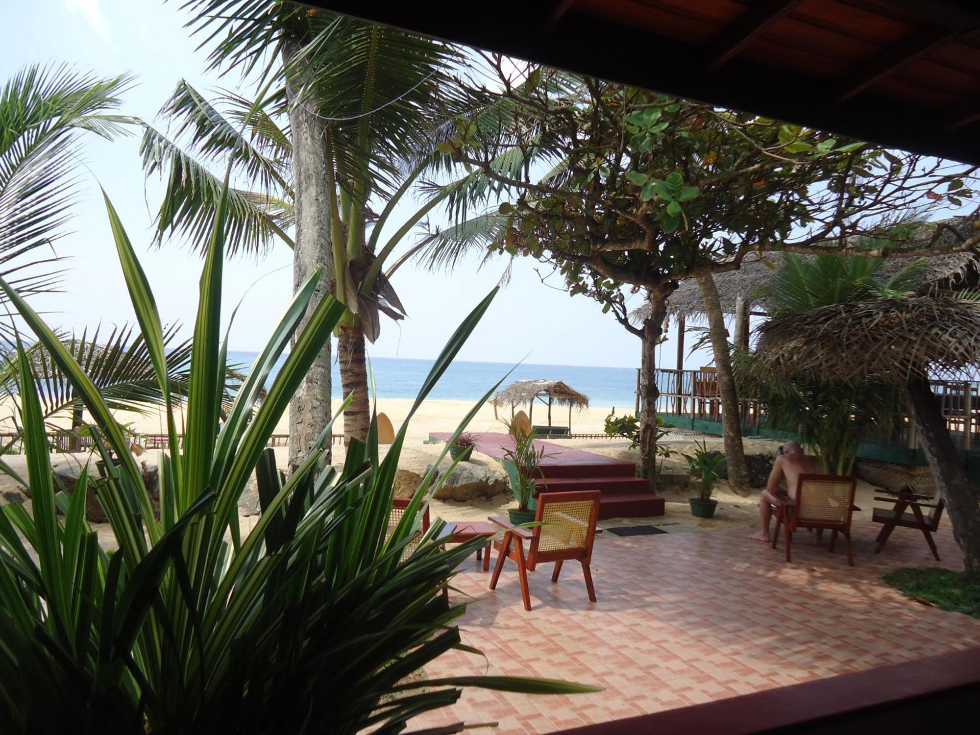 Whitepearl Beach ヒッカドゥワ エクステリア 写真