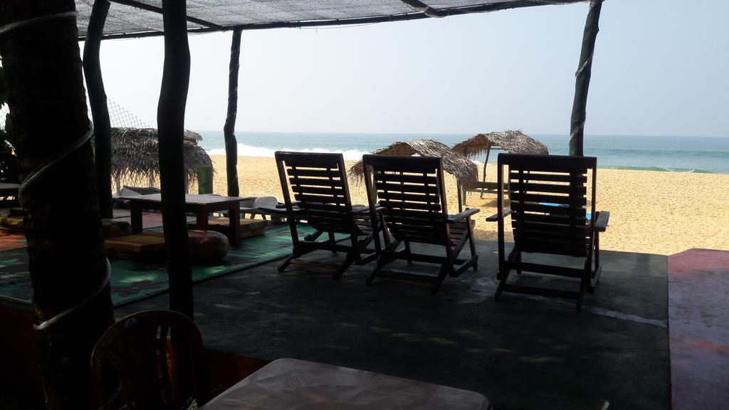 Whitepearl Beach ヒッカドゥワ エクステリア 写真