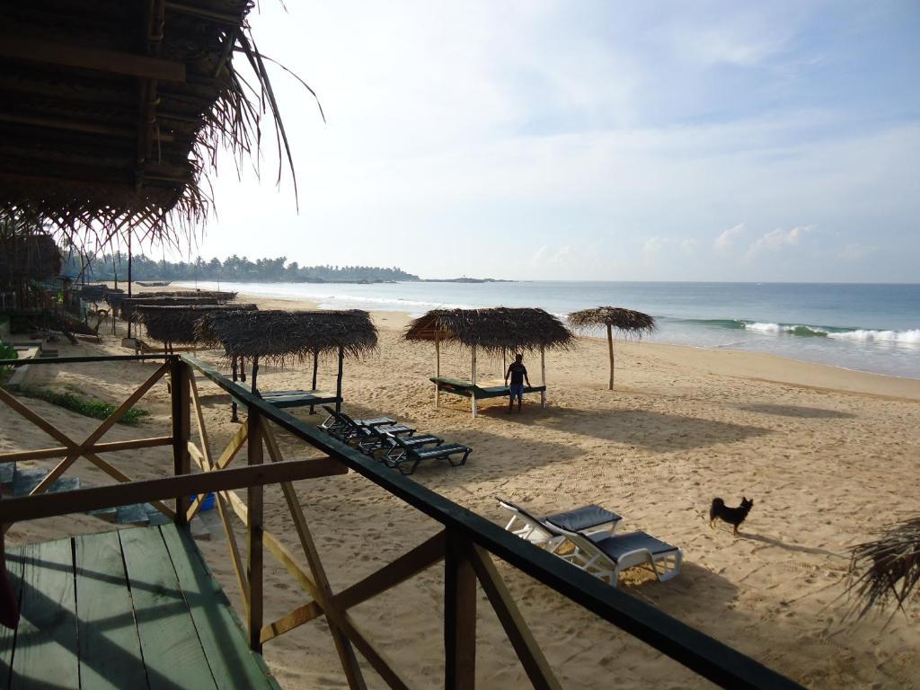 Whitepearl Beach ヒッカドゥワ エクステリア 写真