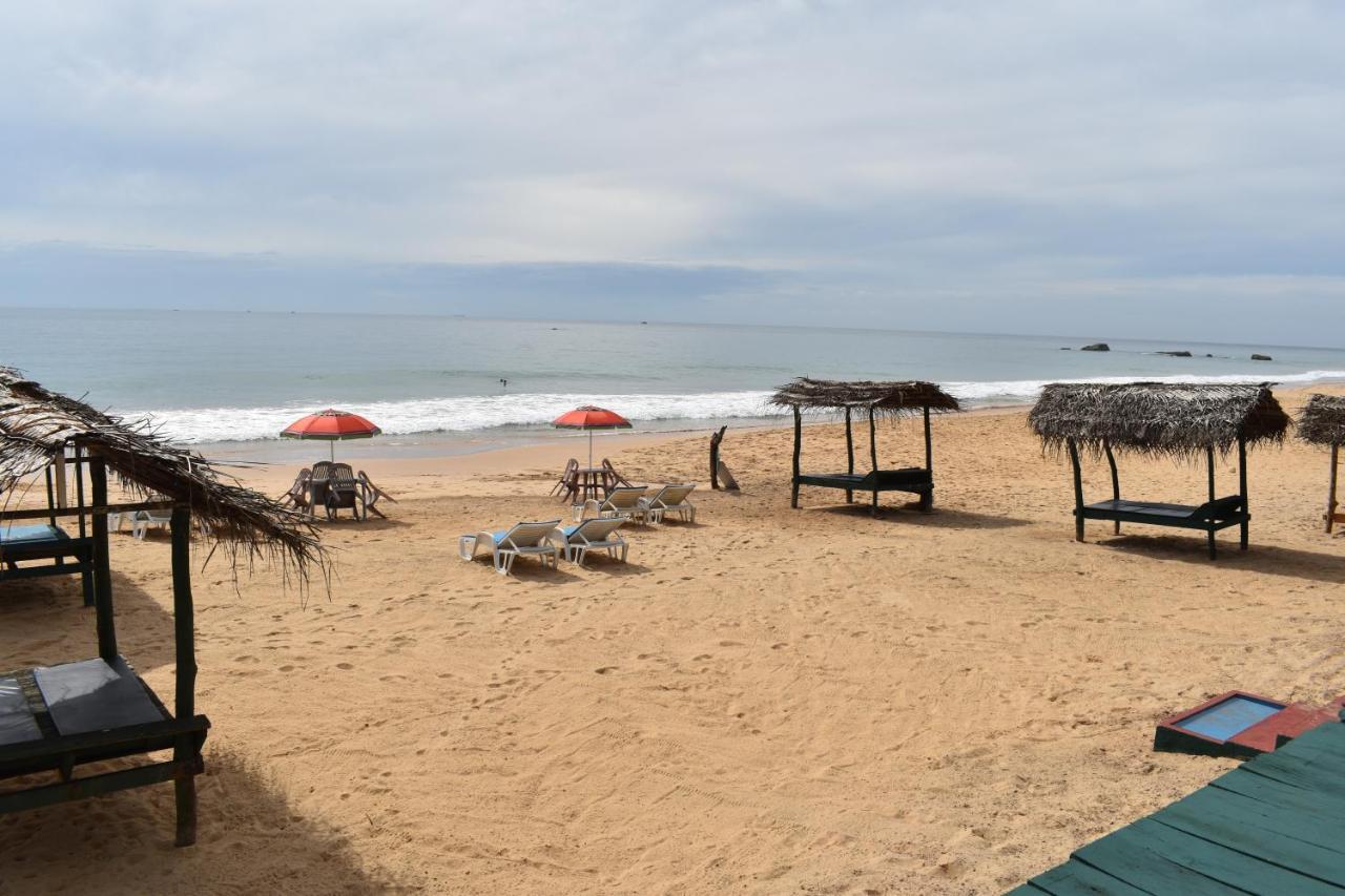 Whitepearl Beach ヒッカドゥワ エクステリア 写真